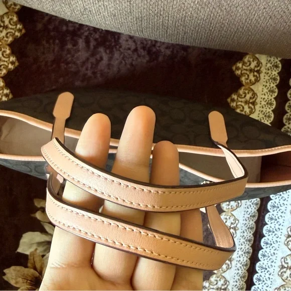 COACH Brown/Pink Signature Coated Canvas Gold-Tone Hardware City Tote Bag - Picture 4 of 12